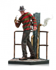 Freddy Krueger - Nightmare On Elm Street Figure 1:10 DELUXE