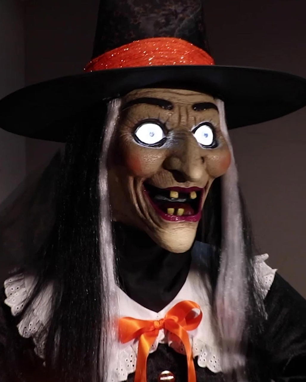 Magical Fairy Tale Witch Halloween Animatronic