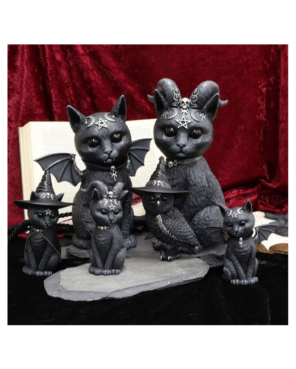 Okkulte Katzenfigur mit Ziegenhörner als Gothic Deko